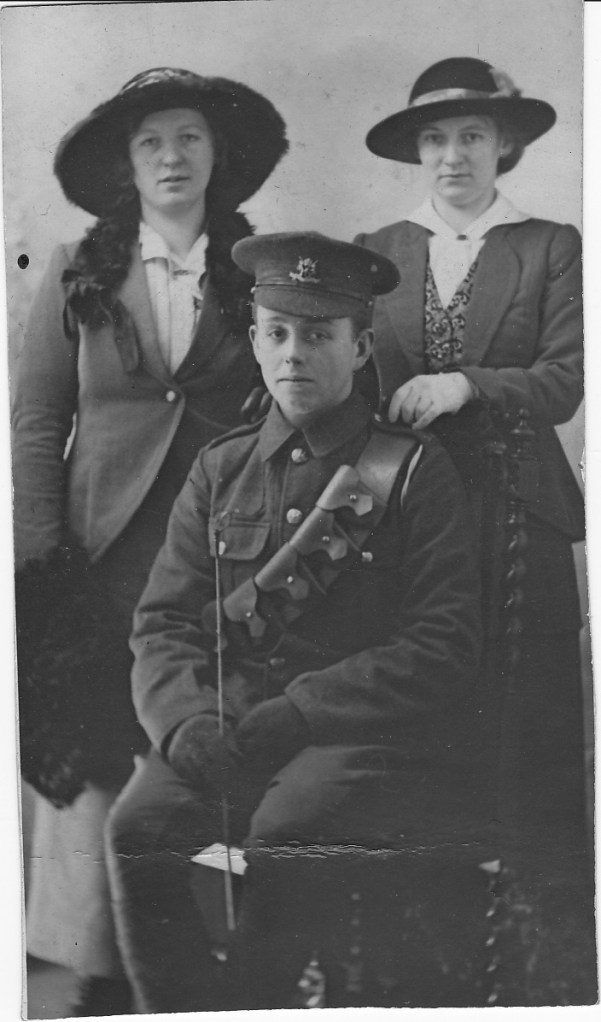 Thomas Penry Phillips and sisters